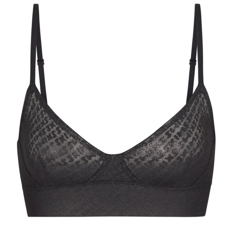 New with tags skims Logo mesh triangle bralette in the color Onyx foil!! XXS